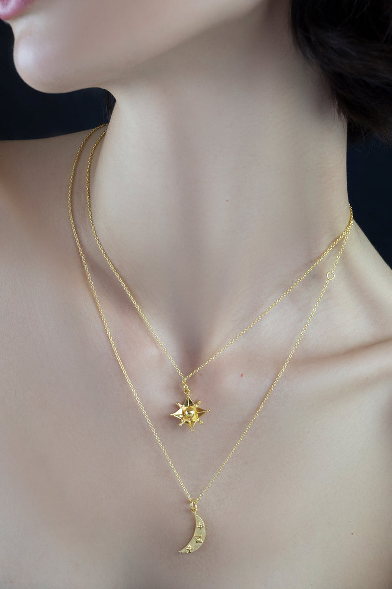 Crown 18K gold pendant necklace Mamour Paris Jewelry