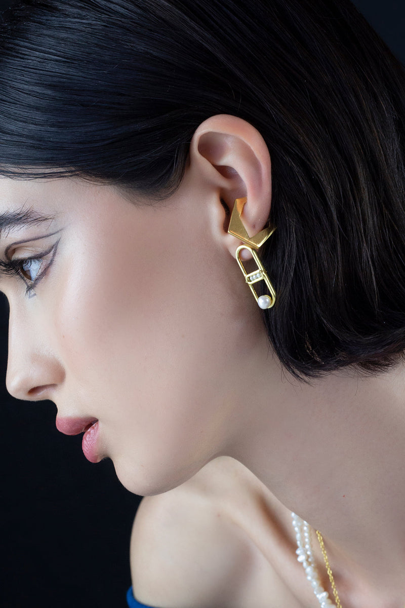 Gigi Medium Pearl Stud Earrings Mamour Paris Jewelry