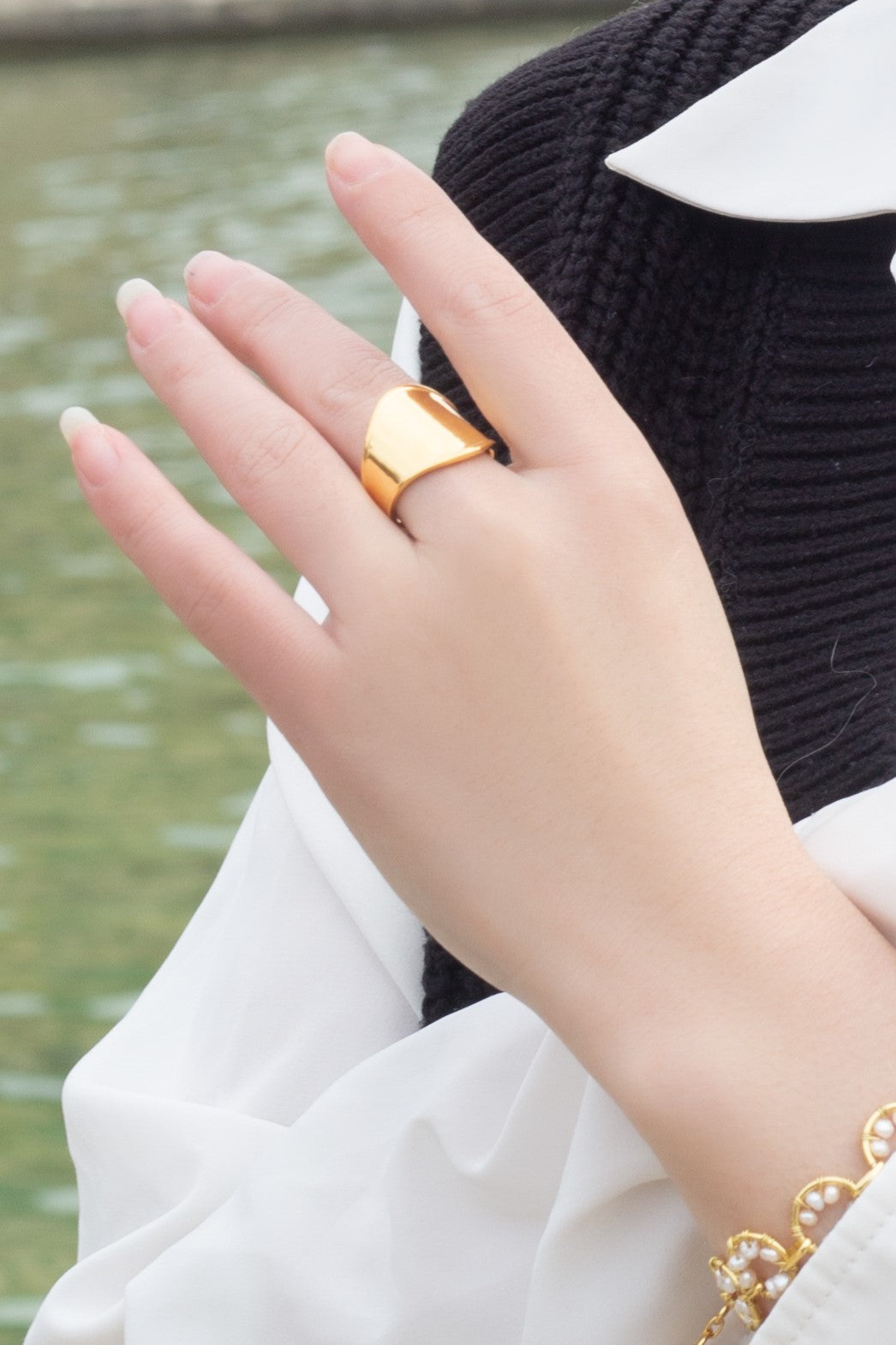 Portunus Wide 18k Gold Band Ring Mamour Paris Jewelry