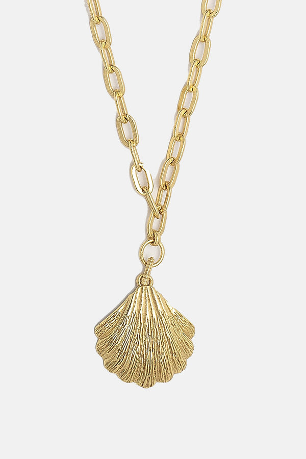 Kendall Shell Pendant Necklace