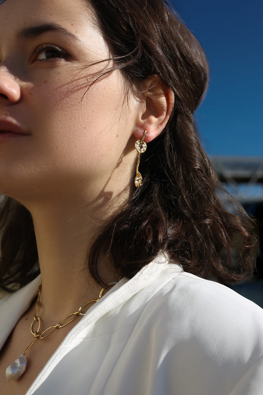 Nixie's Pearl Earrings Mamour Paris 